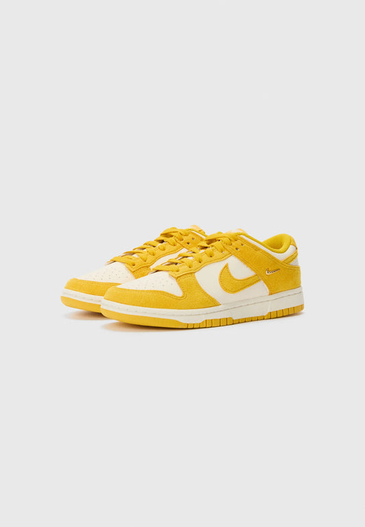 Nike Dunk Low Yellow