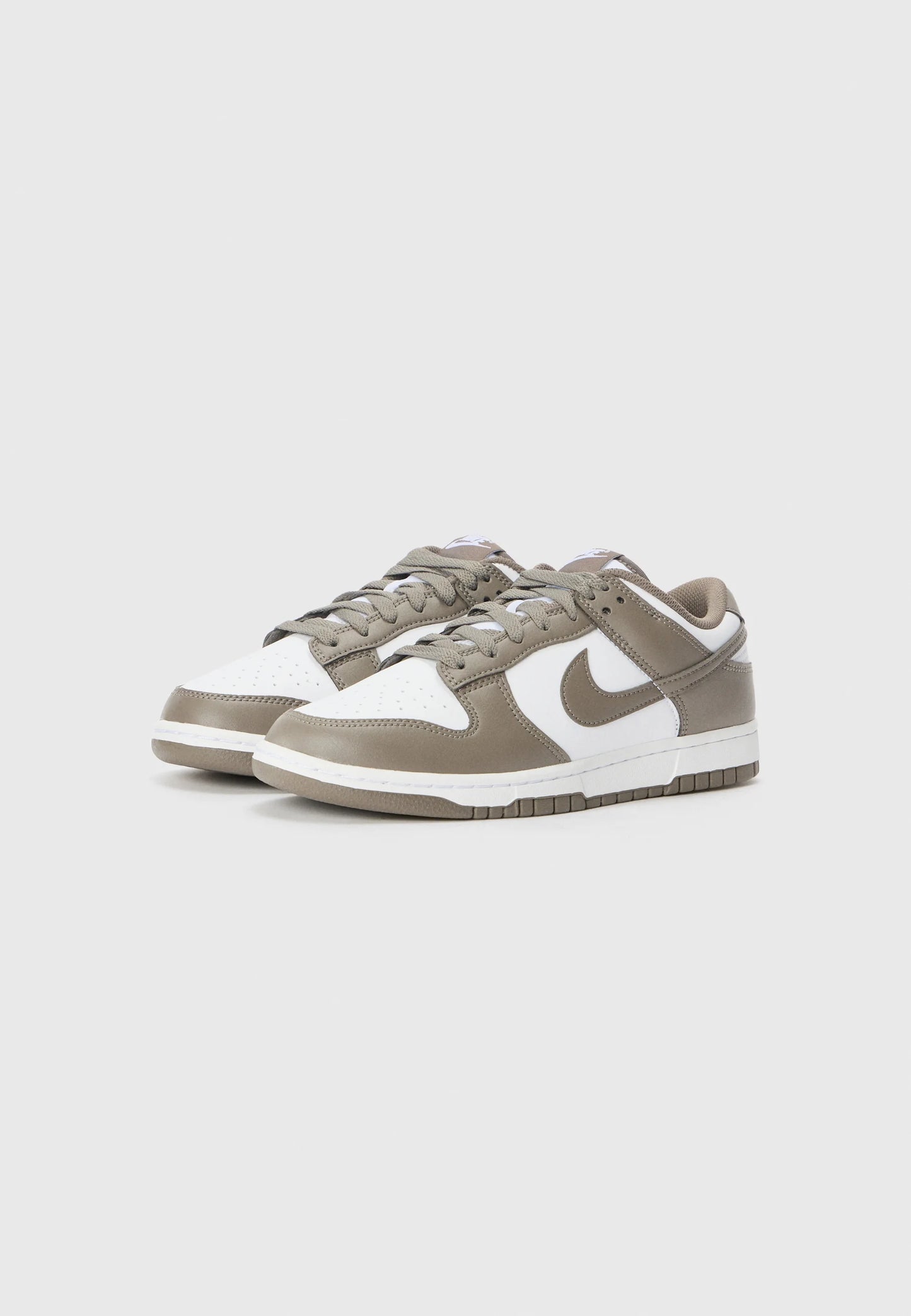 Nike Dunk Low Brown