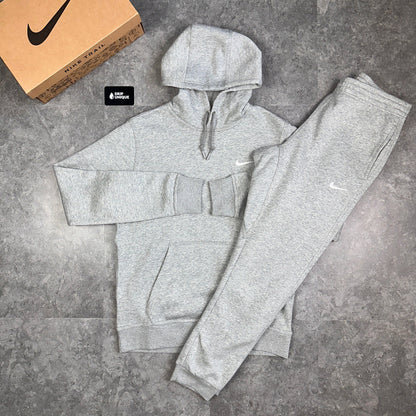 Nike Club Fleece Set Grey