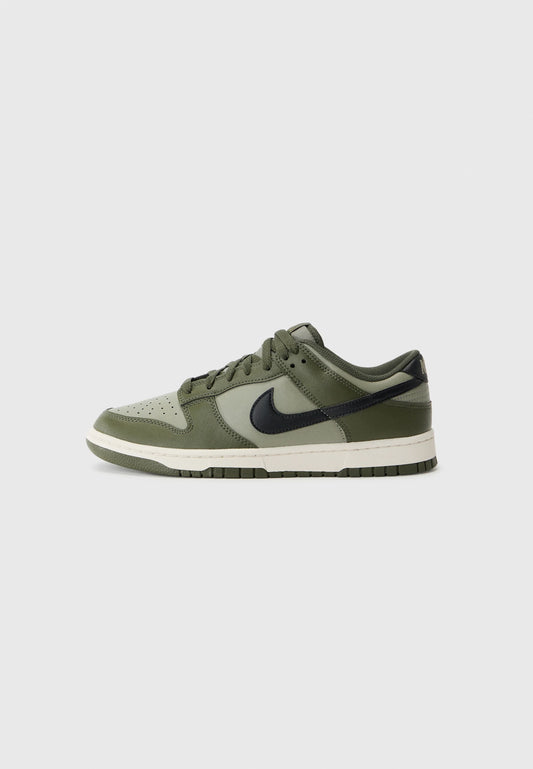 Nike Dunk Low Khaki