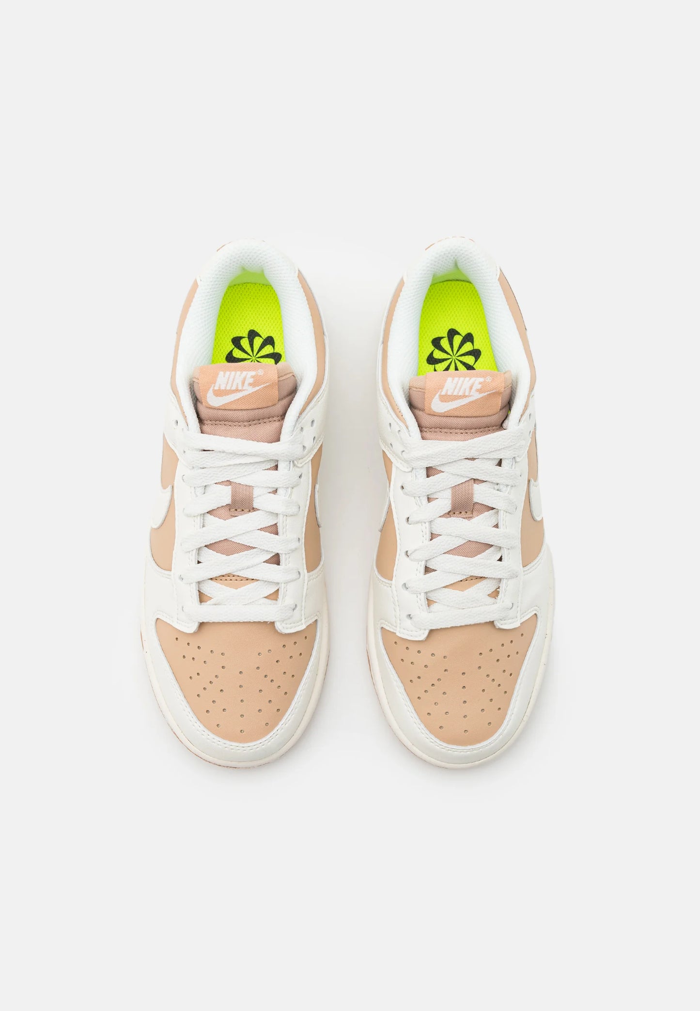 Nike Dunk Low Beige