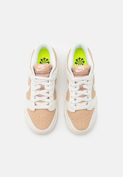 Nike Dunk Low Beige